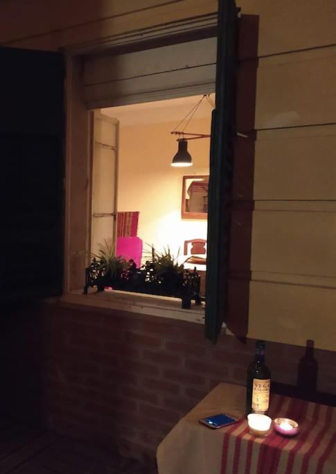 Vintage Studio Apartment, Garden And Free Parking Budapest Esterno foto